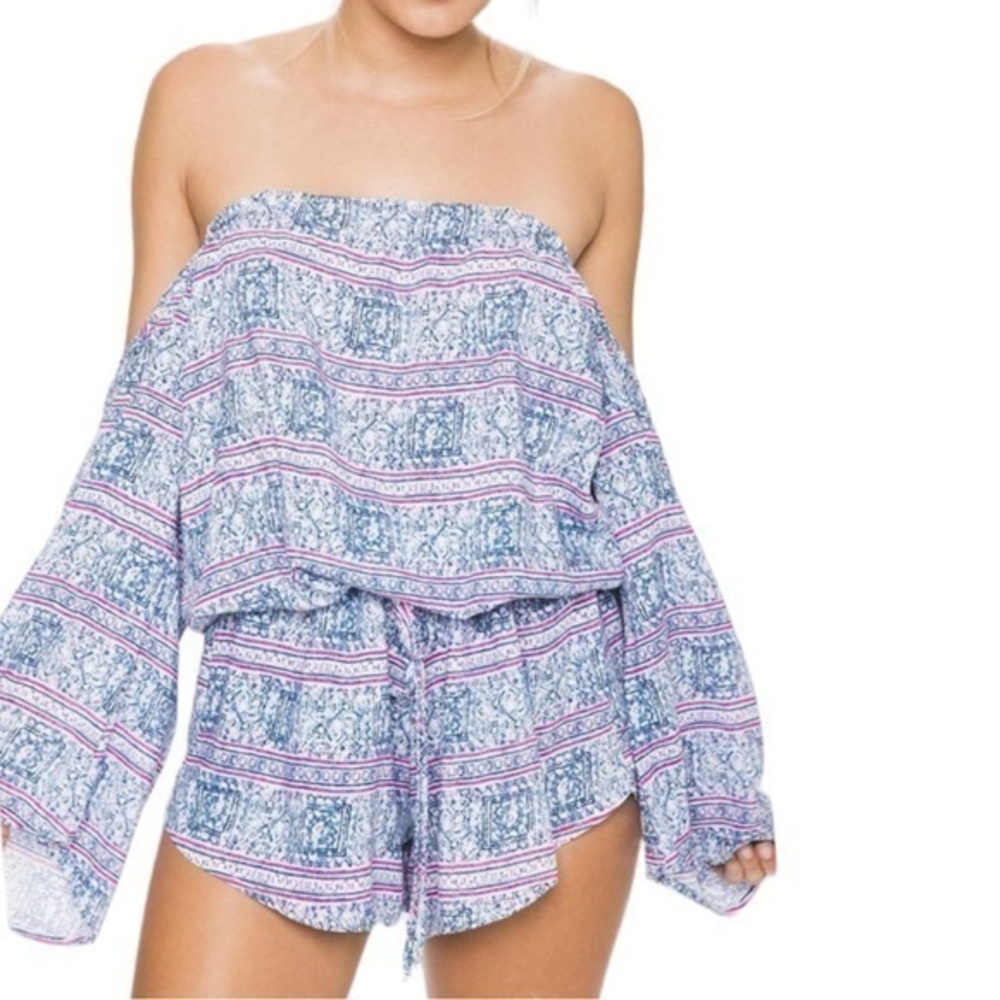 8 Days a Week by Frankies Bikinis Women’s Size S Blye Pink Batik Rose Romper